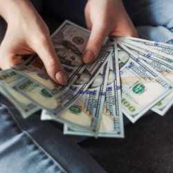Passive Vs. Active Income: Ways To Generate Extra Money
